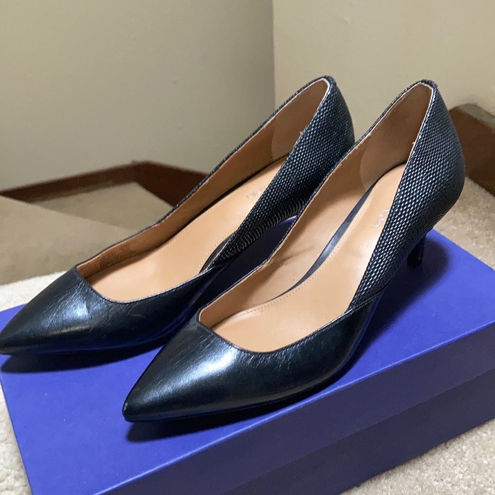 Calvin Klein black kitty heels size 6